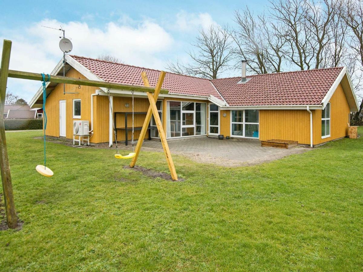 12 Person Holiday Home In Nordborg Exterior foto